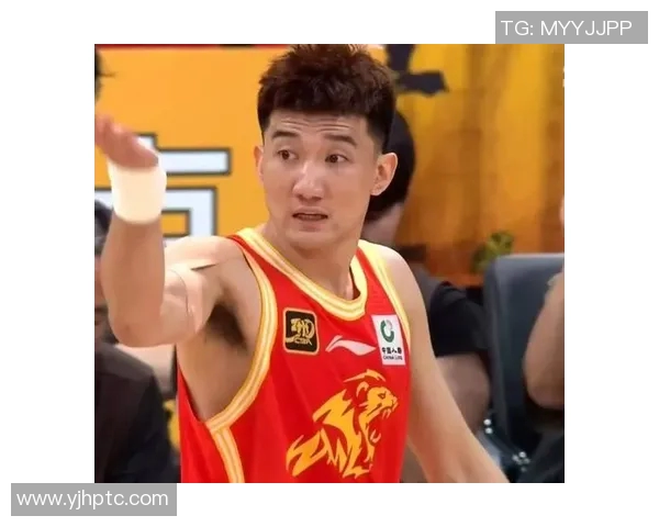 孙铭徽联手队友创造历史，助球队夺冠在望