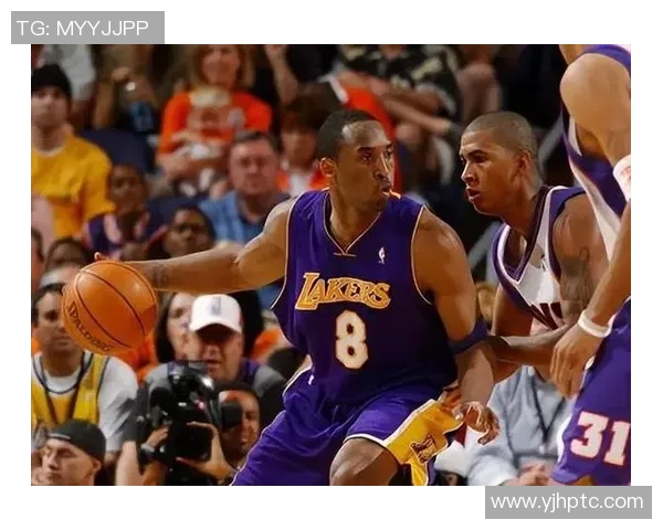 科比在对阵太阳的比赛中狂砍51分展现传奇风采的精彩瞬间回顾